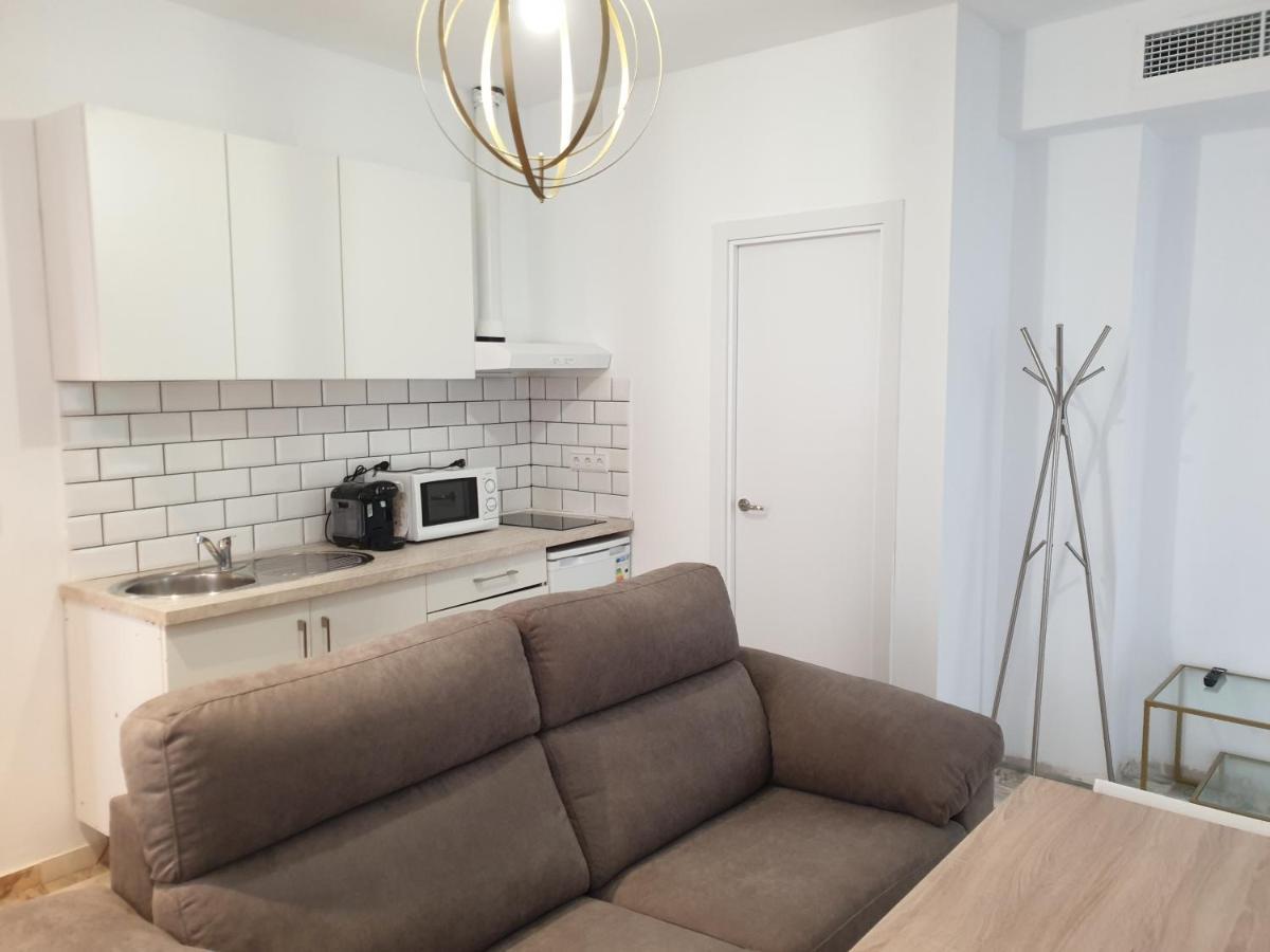 Apartamentos Dona Lola Sevilla Buitenkant foto